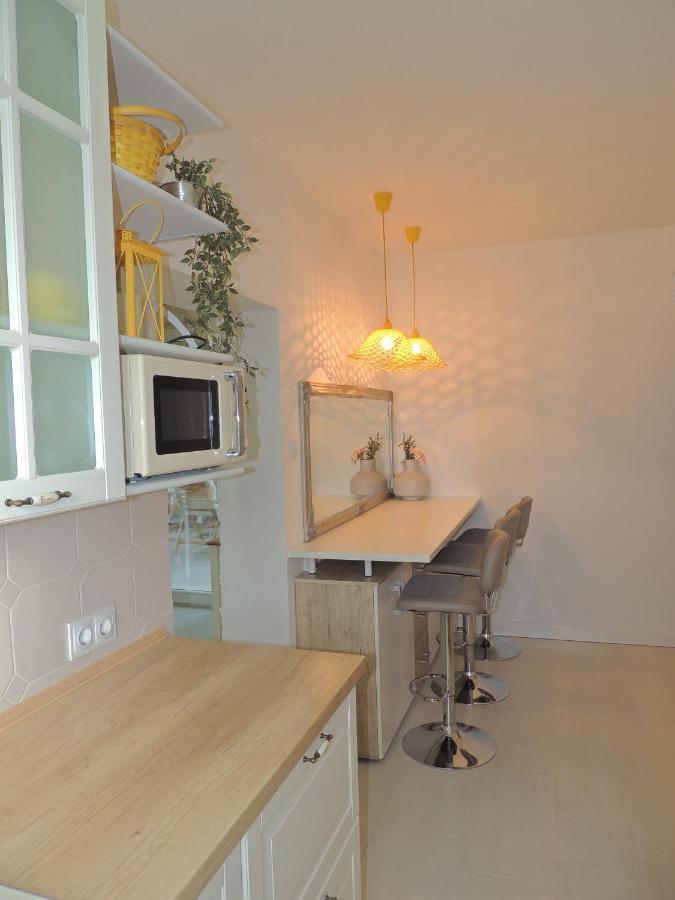 Apartment Ferara Betina  Extérieur photo