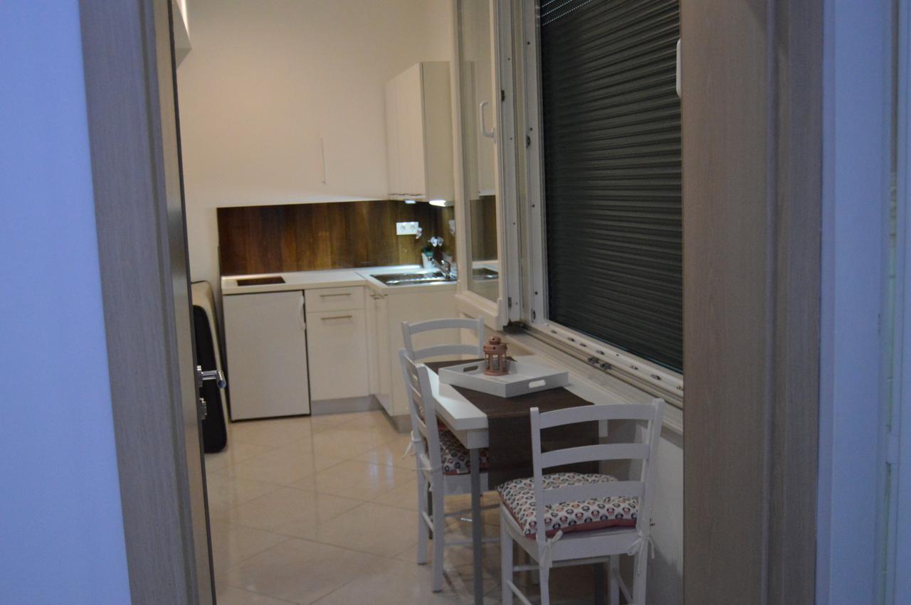 Apartment Ferara Betina  Extérieur photo