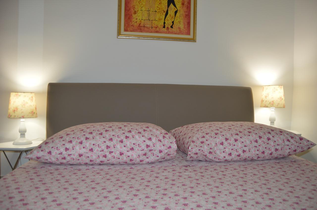 Apartment Ferara Betina  Extérieur photo