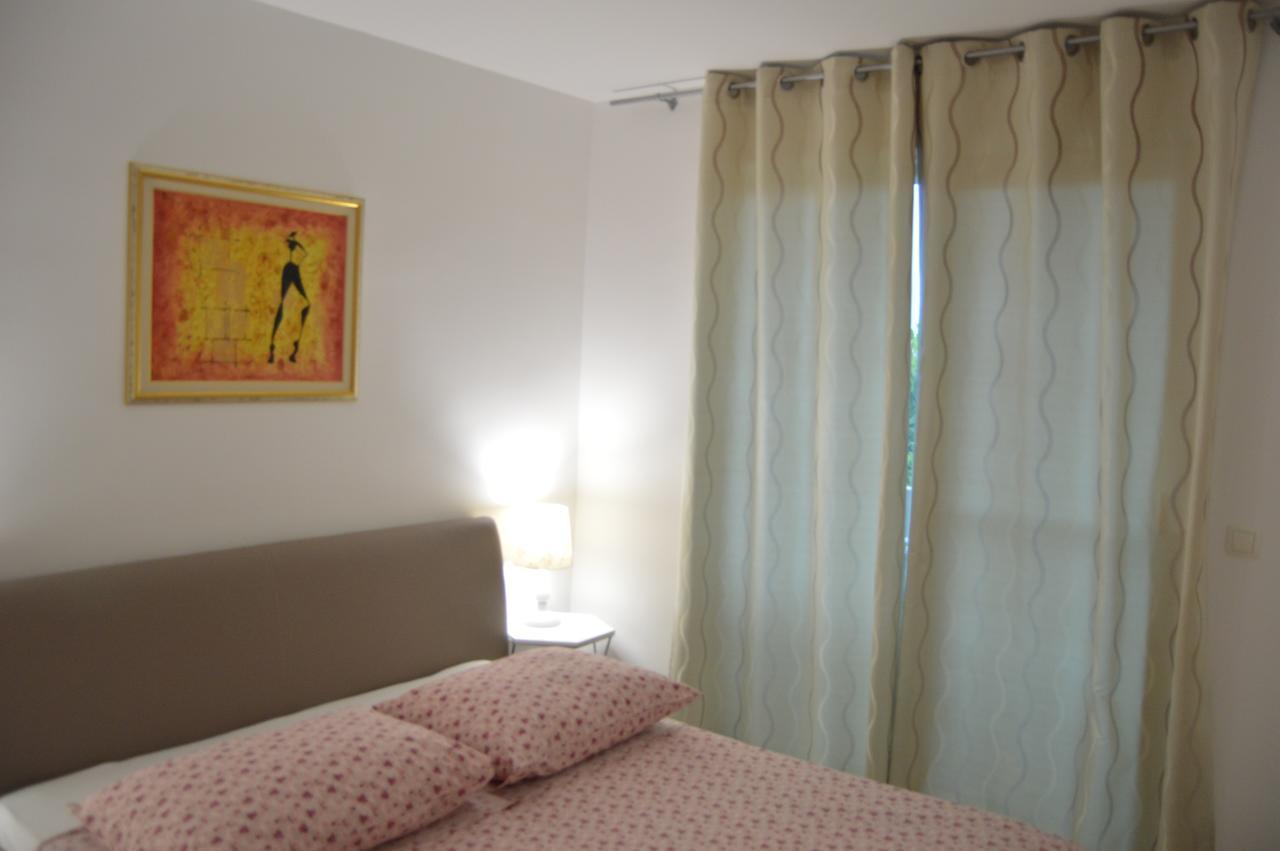 Apartment Ferara Betina  Extérieur photo