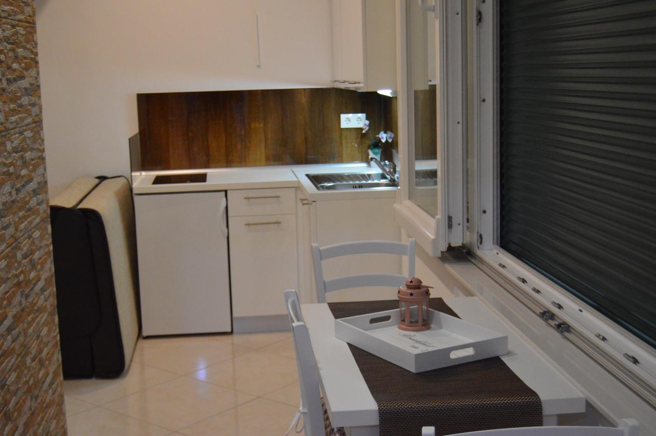 Apartment Ferara Betina  Extérieur photo