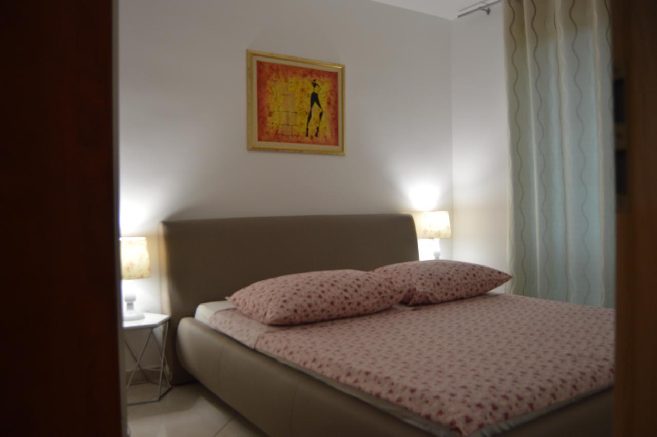 Apartment Ferara Betina  Extérieur photo